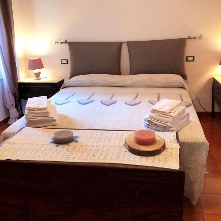 Le Casette Di Civitella- La Casa Di Rolando E Gina Apartamento Civitella Del Lago Exterior foto