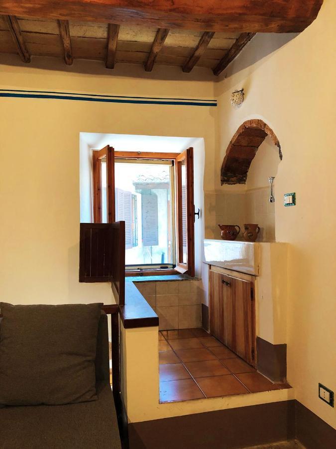 Le Casette Di Civitella- La Casa Di Rolando E Gina Apartamento Civitella Del Lago Exterior foto